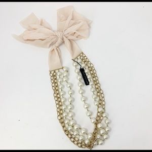ANN TAYLOR | Pearls & Chain Link Necklace